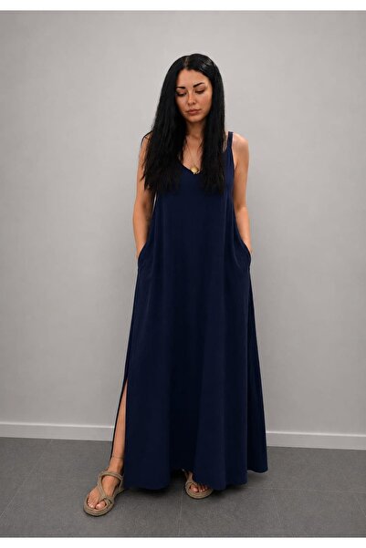 Birgül Sezişli Butik İp Askılı Yırtmaçlı Uzun Elbise