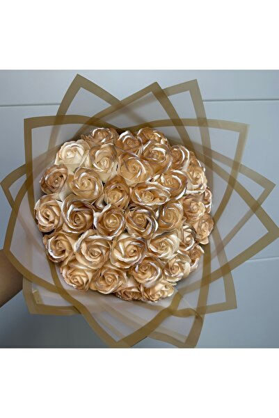 Generic Brand Buchet Golden Elegance – 35 Trandafiri Sidefați