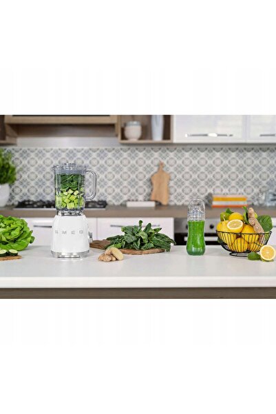 SMEG Blender cu cană BLF03WHEU 800 W Alb