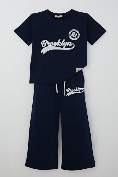 Breeze Kostim sa pantalonama za devojčice, Brooklyn, sa štampanim tekstom, ve...