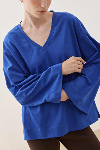 Fahhar V-Neck Long Sleeve T-Shirt Saks