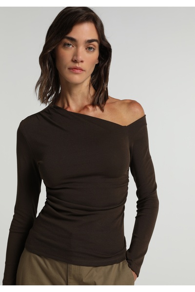 Colin's Slim Fit Asymmetrical Collar Plain Women's Brown Long Sleeve T-Shirt