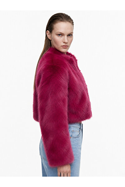 HAKKE Short premium quality collarless artificial Faux Fur Coat