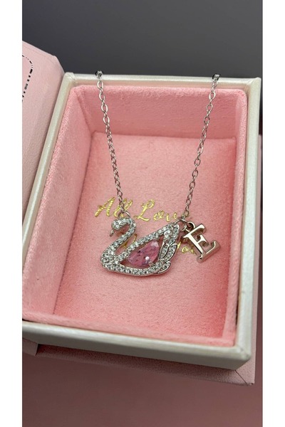 Heda Jewelry Harfli Kuğu Kolye - Kişiselleştirilebilir Pembe Zarif Kuğu Kolye