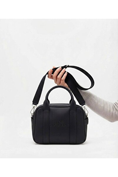 addy Modern Design Zippered Minimalist Women's Shoulder and Shoulder Bag