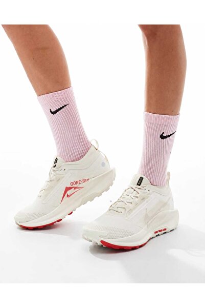 Nike Pegasus Trail 5 Gora-Tex/ Su Geçirmez Kadın Koşu Ayakkabısı /BİR NUMARA ...