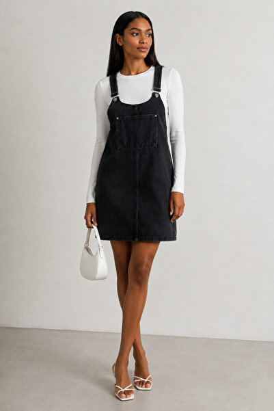 SHEVEGA Kangaroo Pocket Strap Mini Gardener Denim Dress