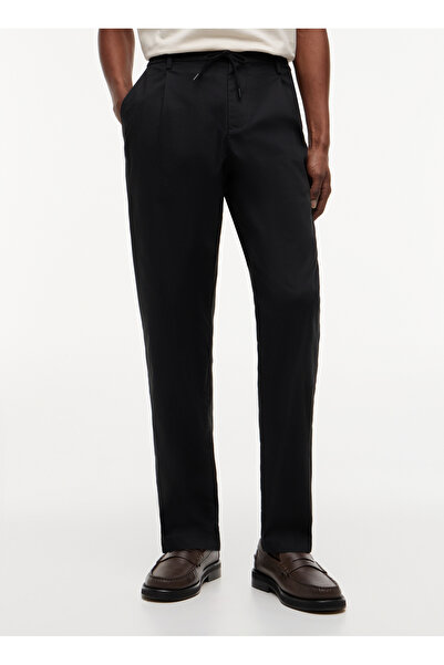 Tommy Hilfiger Siyah Erkek Pantolon MW0MW39702BDS_HARLEM 3/4 EL TECH T