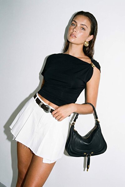 Drop by TrendyolMilla Crna bluza sa jednim ramenom i metalnim dodacima TDRSS2...