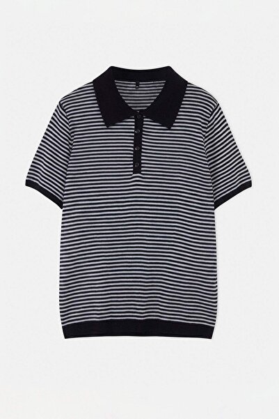 Trendyol Curve Navy Blue Striped Polo Collar Thin Summer Knitwear Blouse Tbbs...