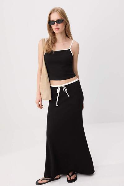 Trendyol Collection Partea inferioară tricotată elastică neagră, simplă, mula...