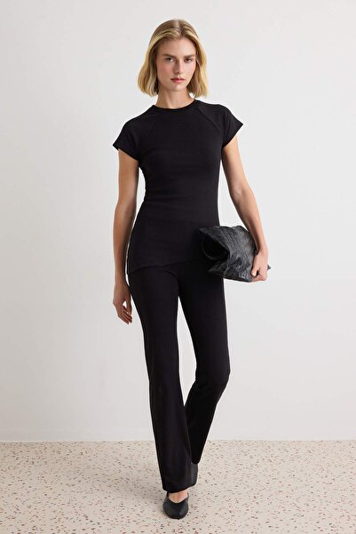 Trendyol Collection Black Plain Fitted Raglan Sleeve Short Ribbed Knitted Bot...