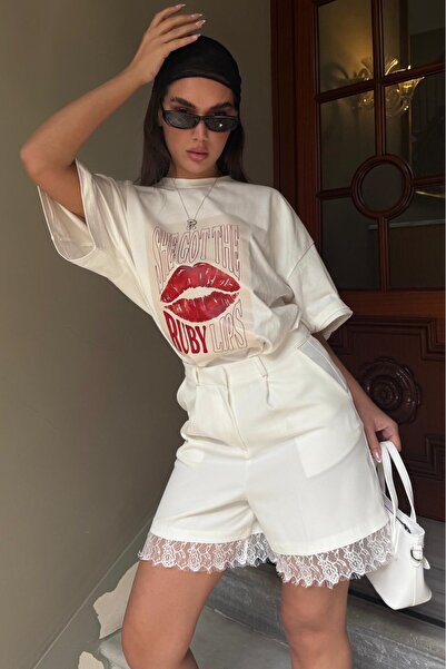 Madmext White Lace Detail Stylish Women's Shorts Mg2790