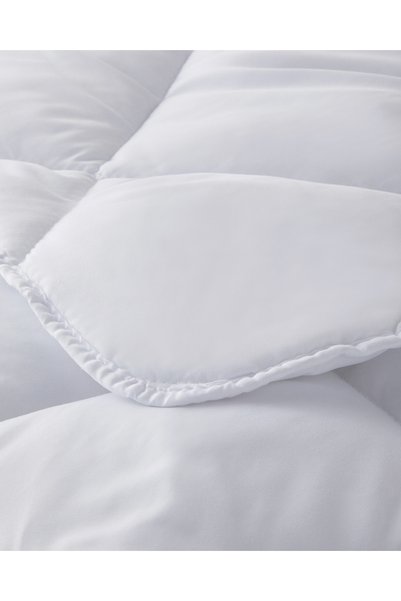 English Home Siesta Microfiber Double Quilt 195X215 cm White