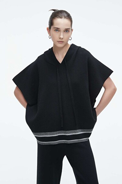 Yola Solid Funnel Neck Top