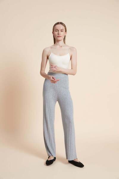 Yola Long plain ribbed trousers