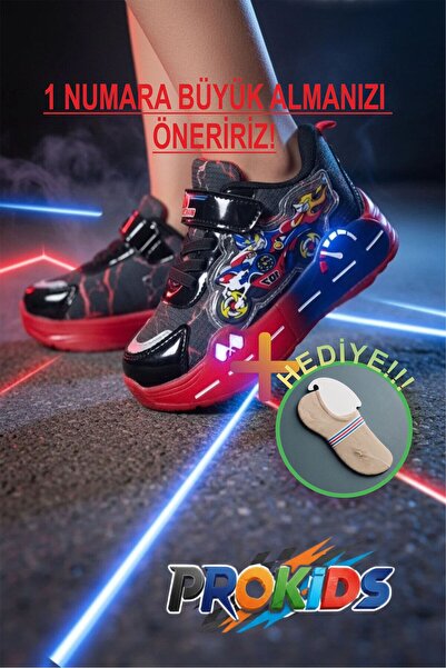 Prokids Işıklı ve Eğlenceli: Yarış Temalı Cırtlı Erkek Çocuk Spor Ayakkabı + ...