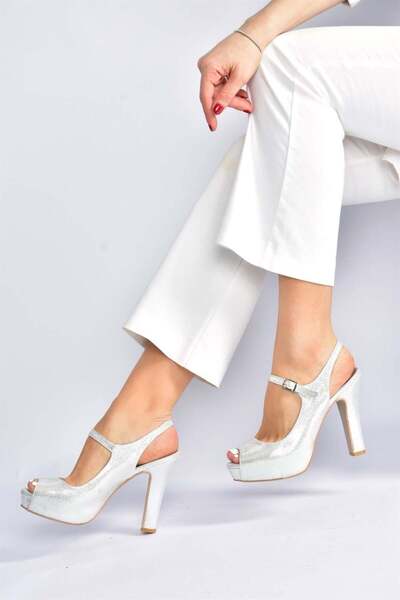 Fox Shoes Gümüş Sim Platform Topuklu Kadın Abiye Ayakkabı M348007014