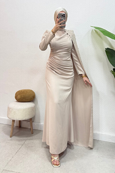 Abiye Diyarı Zerina Stone-Studded Cape Crepe Fabric Hijab Evening Dress