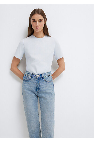 Mavi Basic T-Shirt Slim Fit / Eng anliegend 1613788-89201