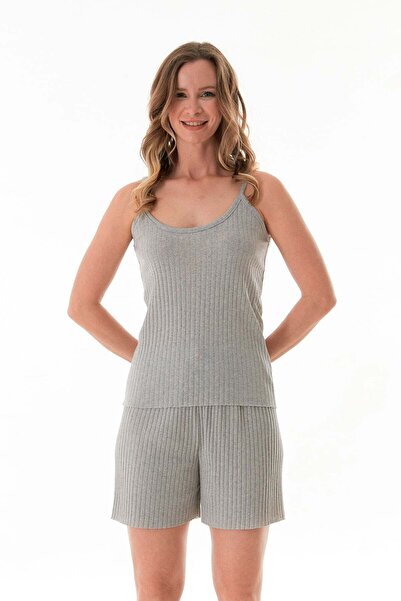 Fulla Moda Set de pijamale cu bretele din șnur și pantaloni scurți