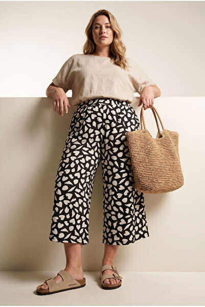 Stil Diva Plus Size Patterned Loose Fit Pocketed Stretch Fabric Capri Viscose...