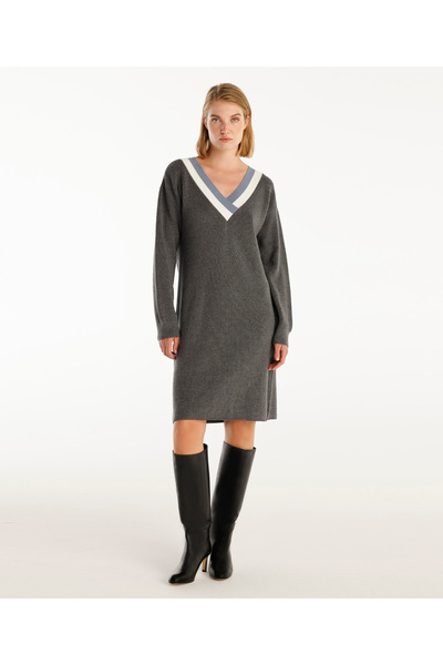 Yargıcı V-Neck Knitwear Dress