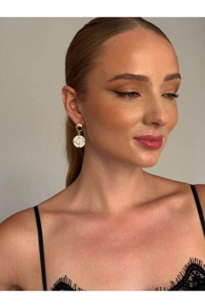 Fematalier Görünümlü Zirkon Taşlı Gold Sallantılı Küpe
