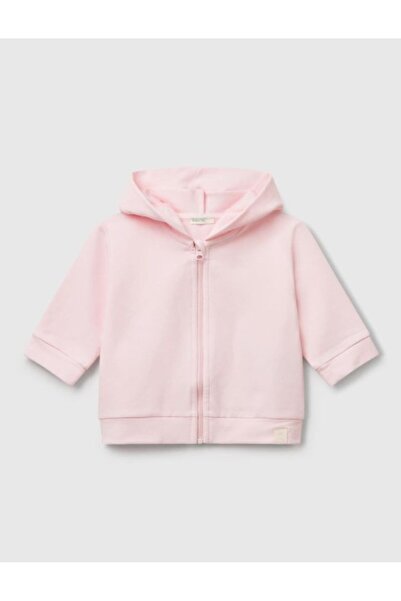 United Colors of Benetton سويت شيرت بقلنسوة وغطاء للأذن وسحاب وشعار باللون ال...