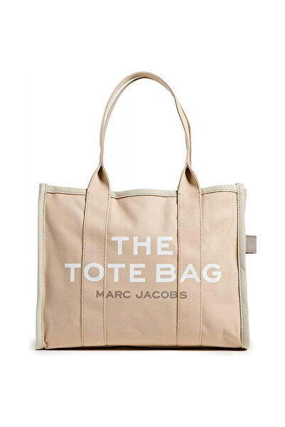 Marc Jacobs حقيبة كتف نسائية باللون البيج بسحاب ومساحة داخلية واسعة مع تفاصيل...