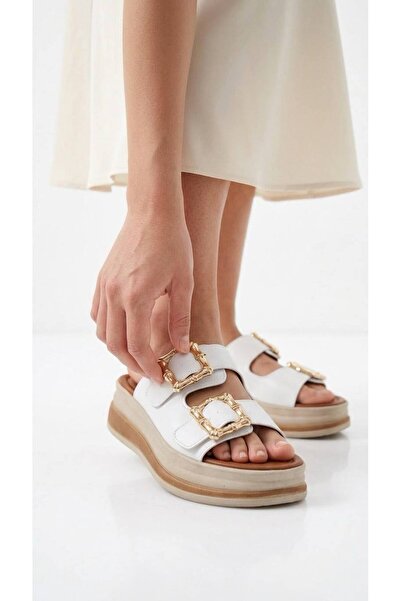 Lidora Women's White Wide 2 Buckle High Sole Slippers Ayk1066