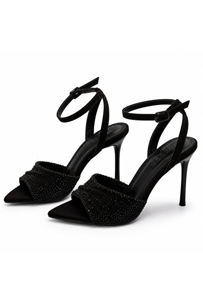 PATRON SHOES حذاء نسائي أنيق للسهرات بكعب رفيع وتفاصيل حجرية وحزام للكاحل
