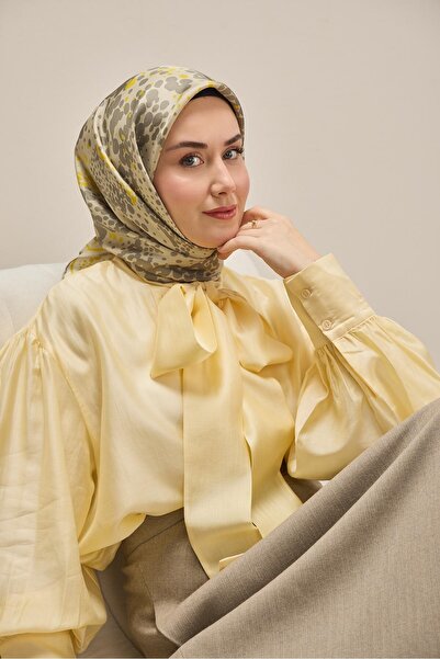 Silk Home وشاح حرير تويلي سمايل رود جرين بيج 90x90