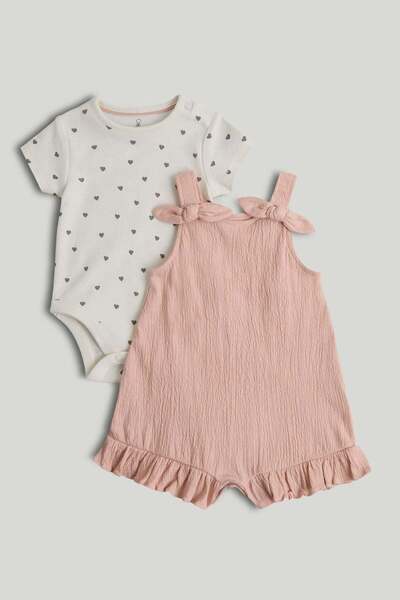 MOTHERCARE أول طقم ملابس لي مكون من شورت قصير وبدلة جسم