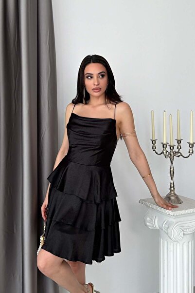 Serica Moda Siyah Drapeli İnce Askılı Sırtı Bağlamalı Kısa Abiye Elbise