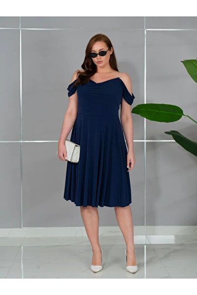 FUERTE XL Plus Size Off-Shoulder Draped Fabric Dress