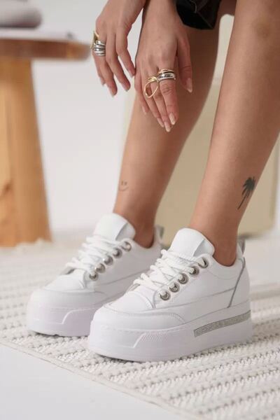 Leyan Butik Women's 8cm Height Increasing Hidden Heel White Sports Shoes Tr04...