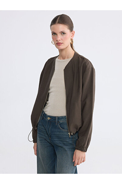 LC Waikiki سترة نسائية من NEVAVM Farkily College Collar