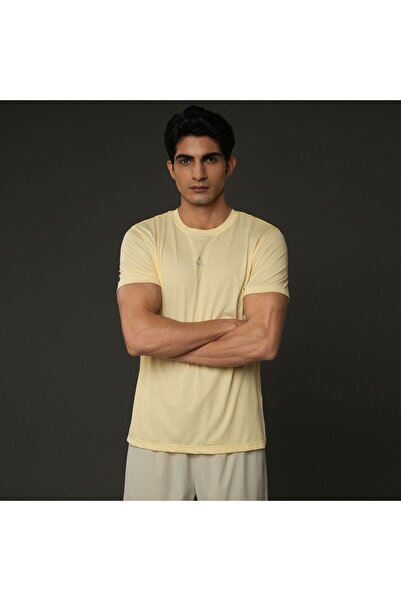 Giordano Men Slim Ultralight G-Motion Jacquard Tee