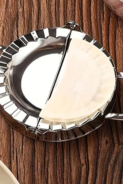CİYU TİCARET Çiğ Börek Hamur İşi Kesme Kalıbı Aparatı Poğaça Ve Mantı Kapama ...