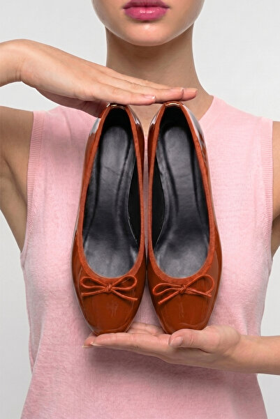 PAYZİN ''Emel'' Round Toe Flat Bottom Ballerinas with Mustache Bow New Season
