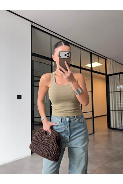 BB Bensu Buyruk Fi̇ti̇lli̇ Basic T-Shirt Khaki