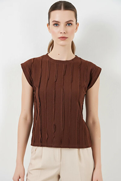 buğrahayalin Women's Zero Sleeve Textured Brown Blouse