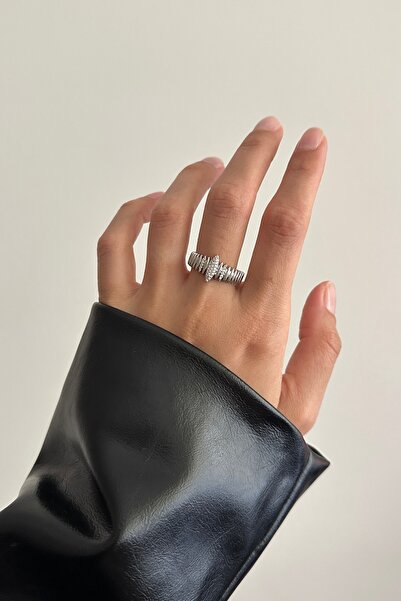 Okko Store Pointed Stones Adjustable Ring