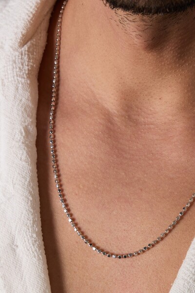 Ricco Jewellery 14 K Beyaz Altın Kaplama 925 Ayar Gümüş İtalyan Küp Küp Kolye