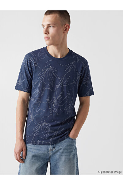 LC Waikiki Peak New Season Crew Neck Patterned Men's T-Shirt