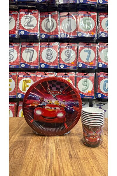 pembe balon ŞİMŞEK MCQUEEN ARABALAR TEMALI 8’Lİ TABAK BARDAK SET