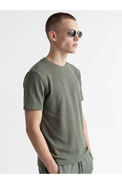 LC Waikiki Esvab • Modern & Distinctive Zero Roba Collar Embroidered Men's T-...