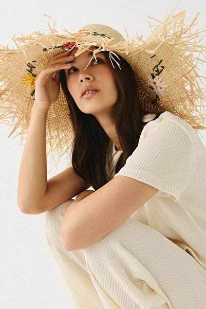 C&City Fringed Floral Embroidered Beach Hat Y8228 Beige
