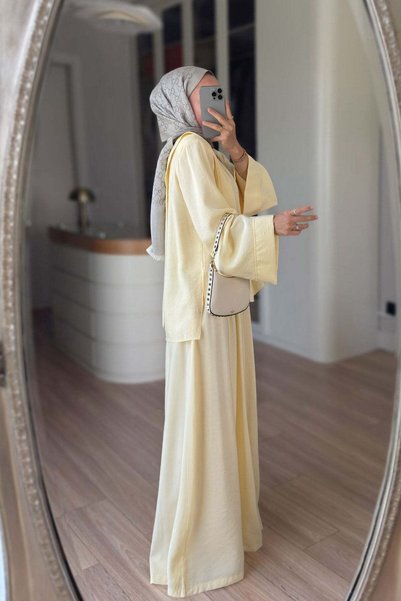 Ka Hijab طقم أليا فاتكالي كاجوال - أصفر